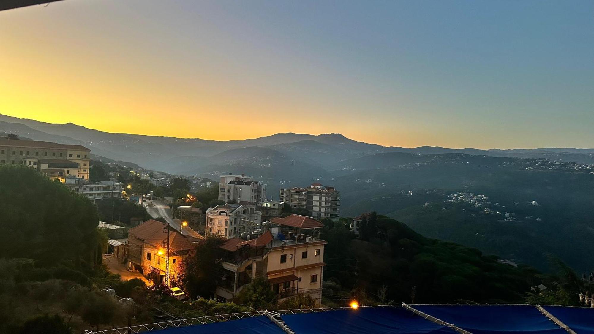 Отель Le Crillon Броумана Экстерьер фото